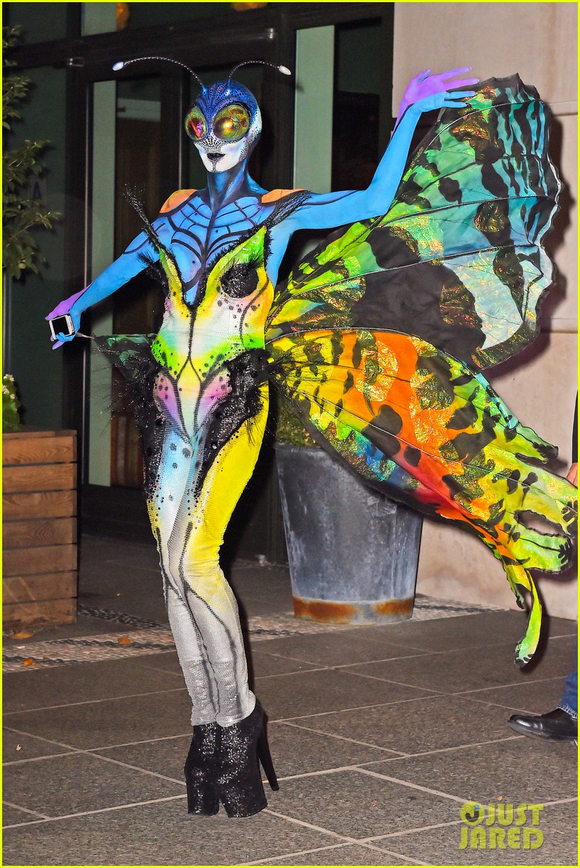 heidi klum butterfly halloween costume 05