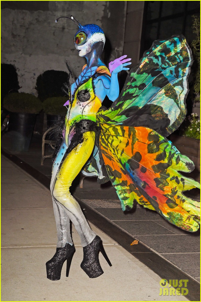 heidi klum butterfly halloween costume 06